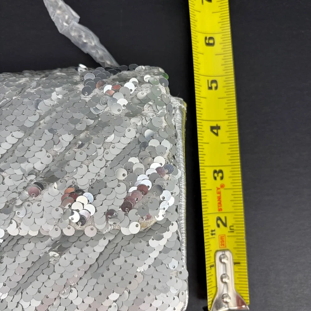 Nicole Miller Sequin Crossbody Clutch Evening Bag Silver Chevron Metallic‎ Small